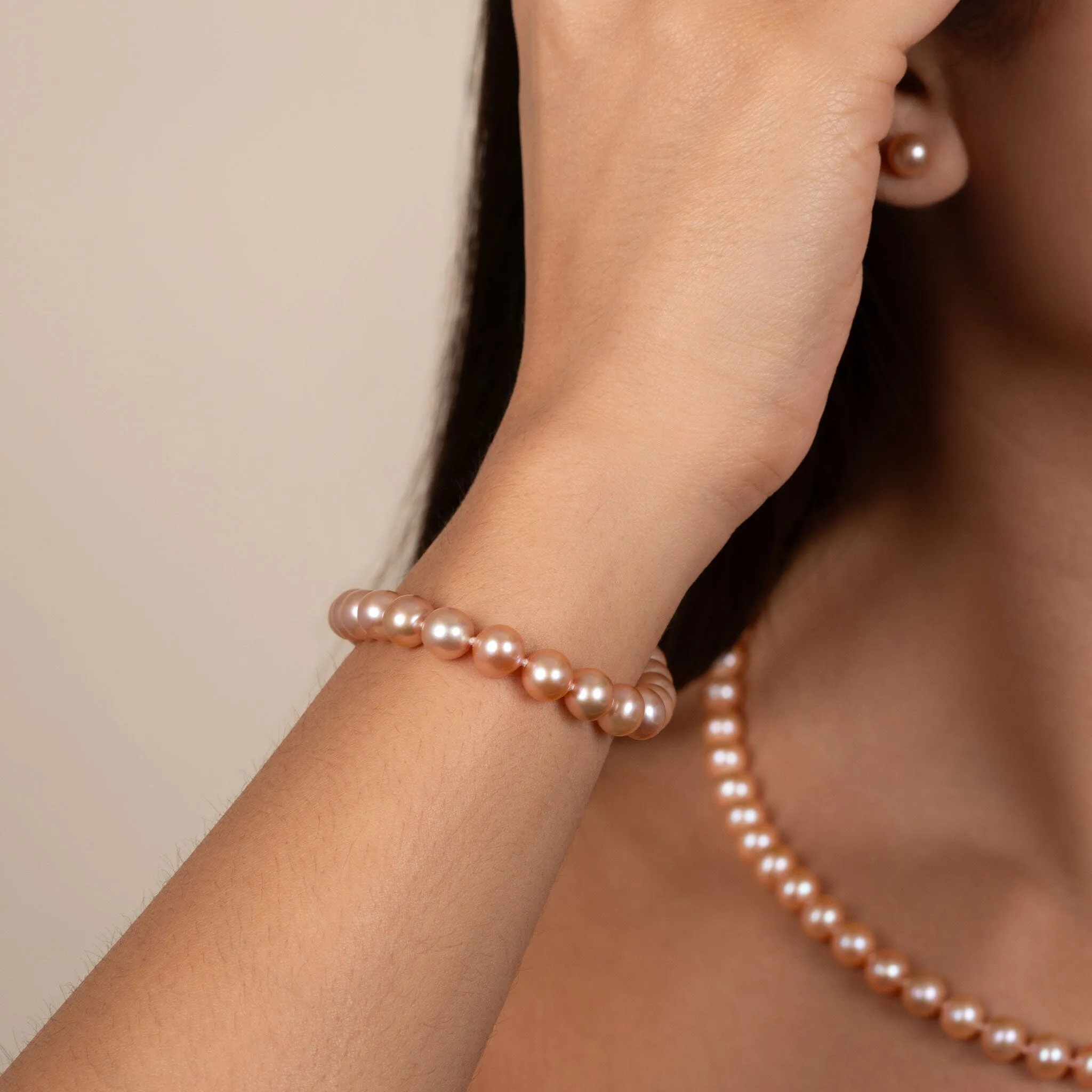 7.5-8.0 mm AAA Pink to Peach Freshwater Pearl Bracelet