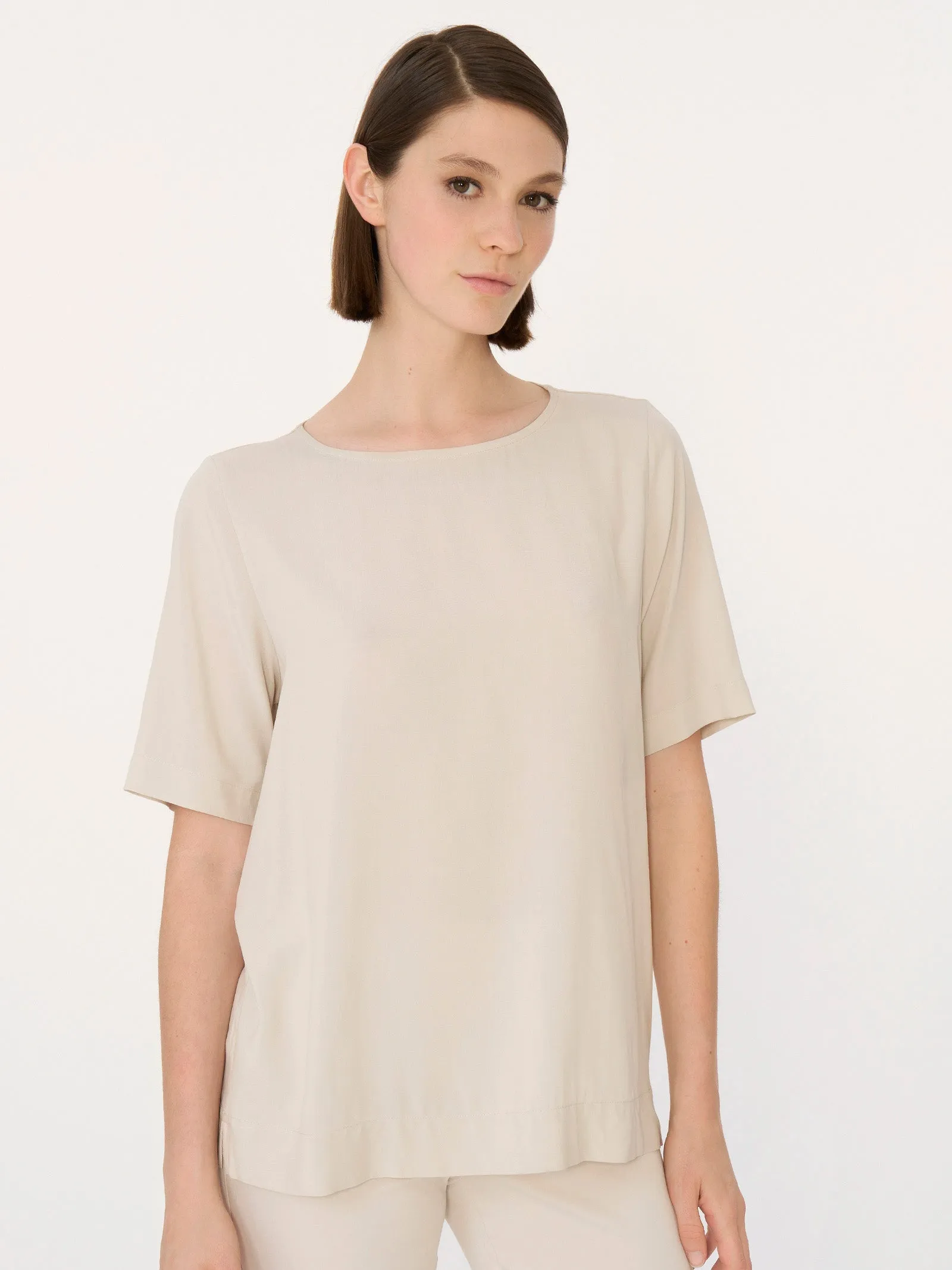 Blusa a manica corta in Ecoseta - Quiet Green