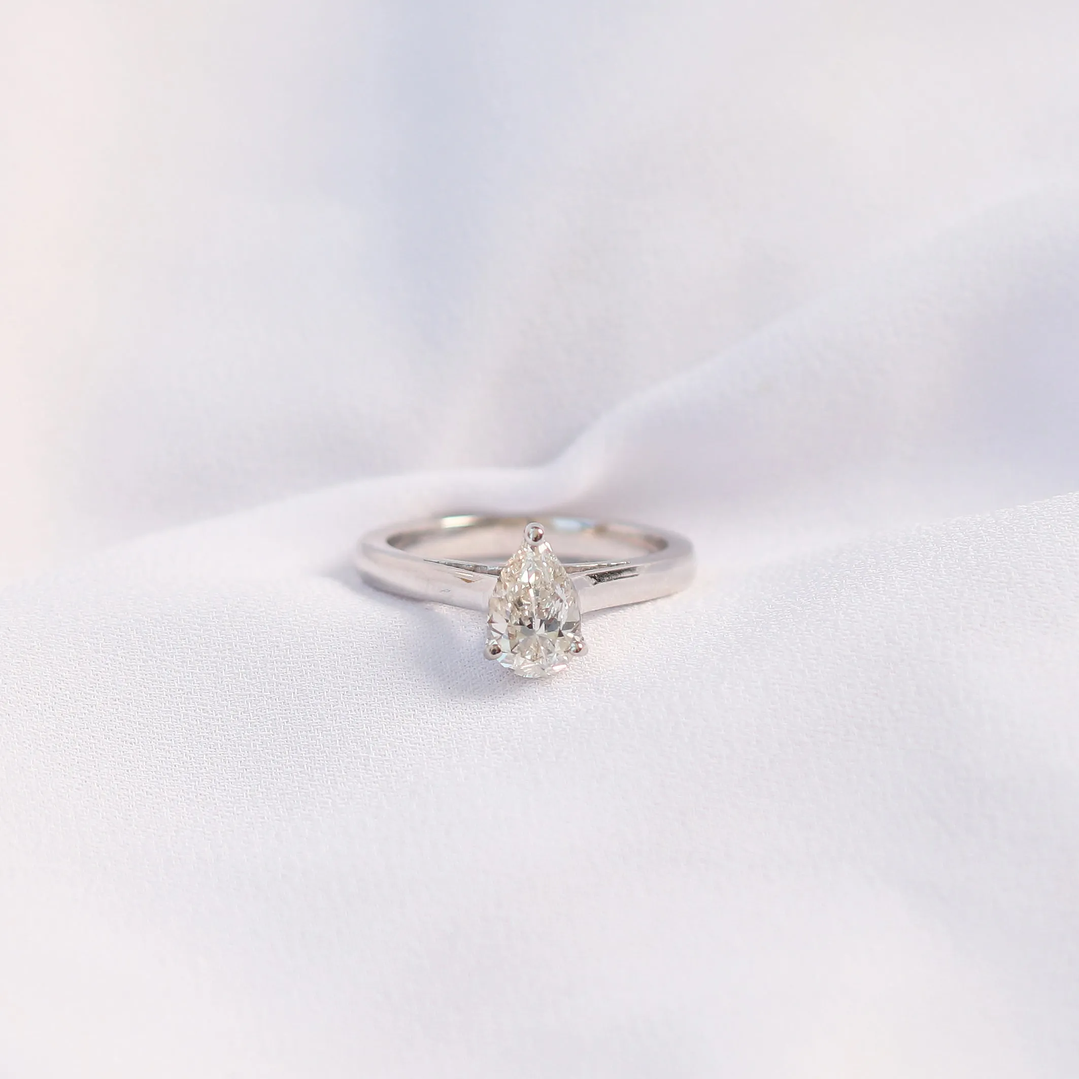 custom pear shape diamond ring