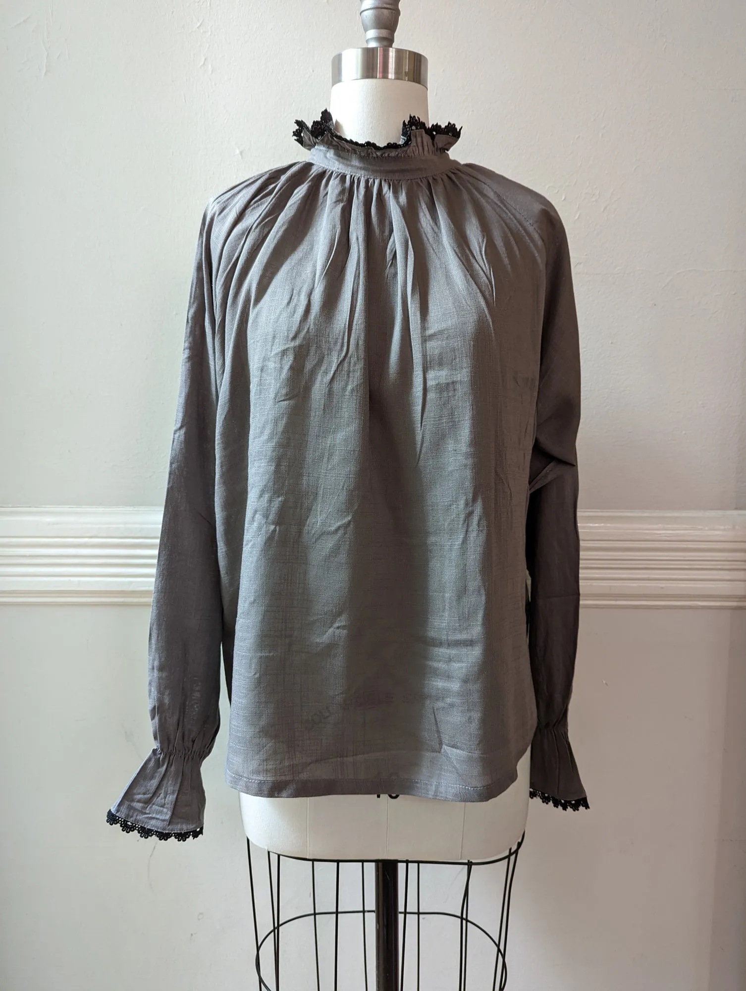 Darcy Blouse (Grey)