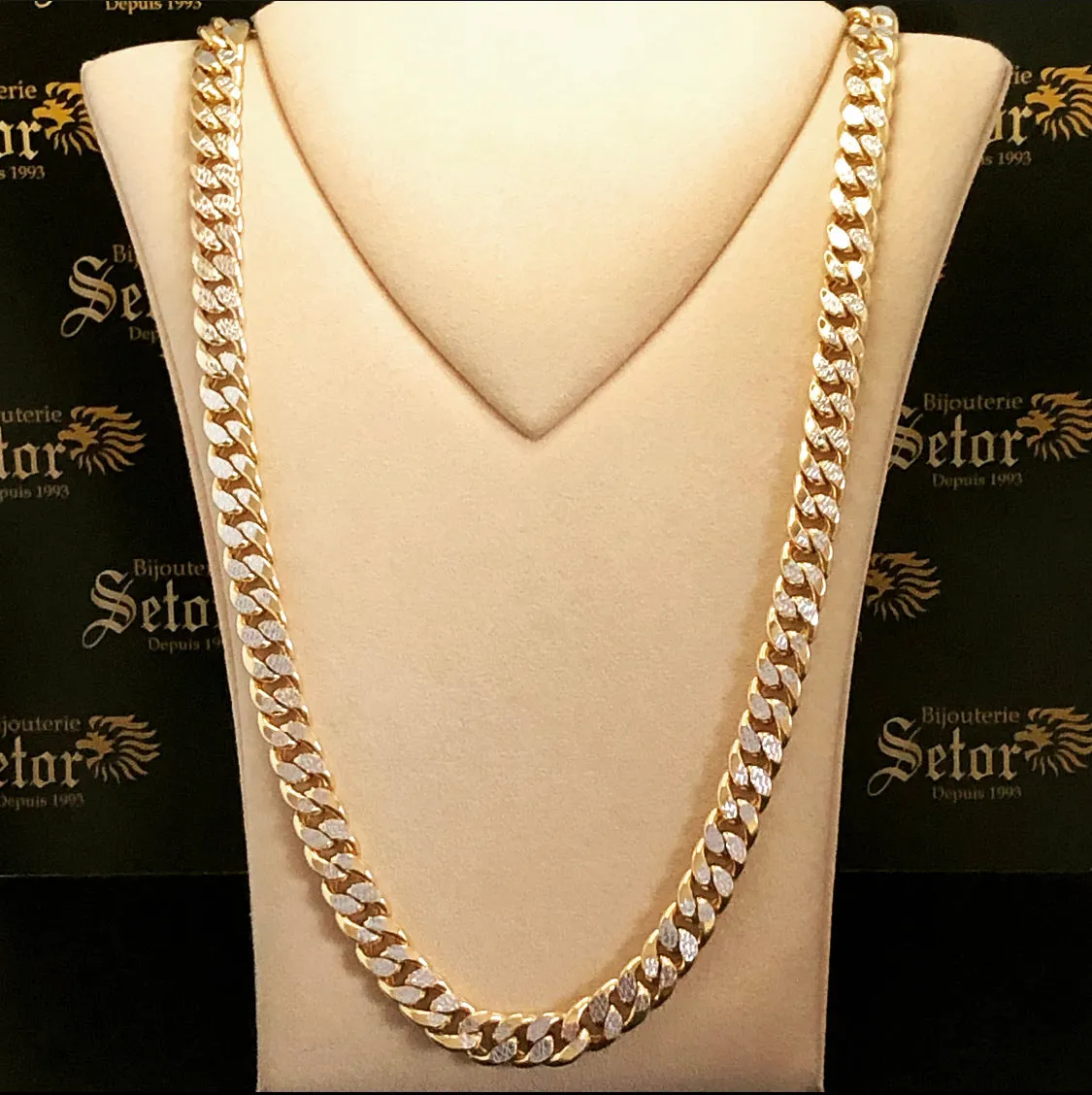 Diamond cut Cuban link chain