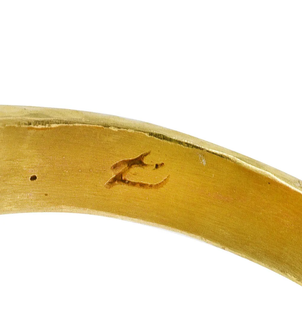 Elizabeth Locke Contemporary 19 Karat Yellow Gold Intaglio Crane Signet Ring