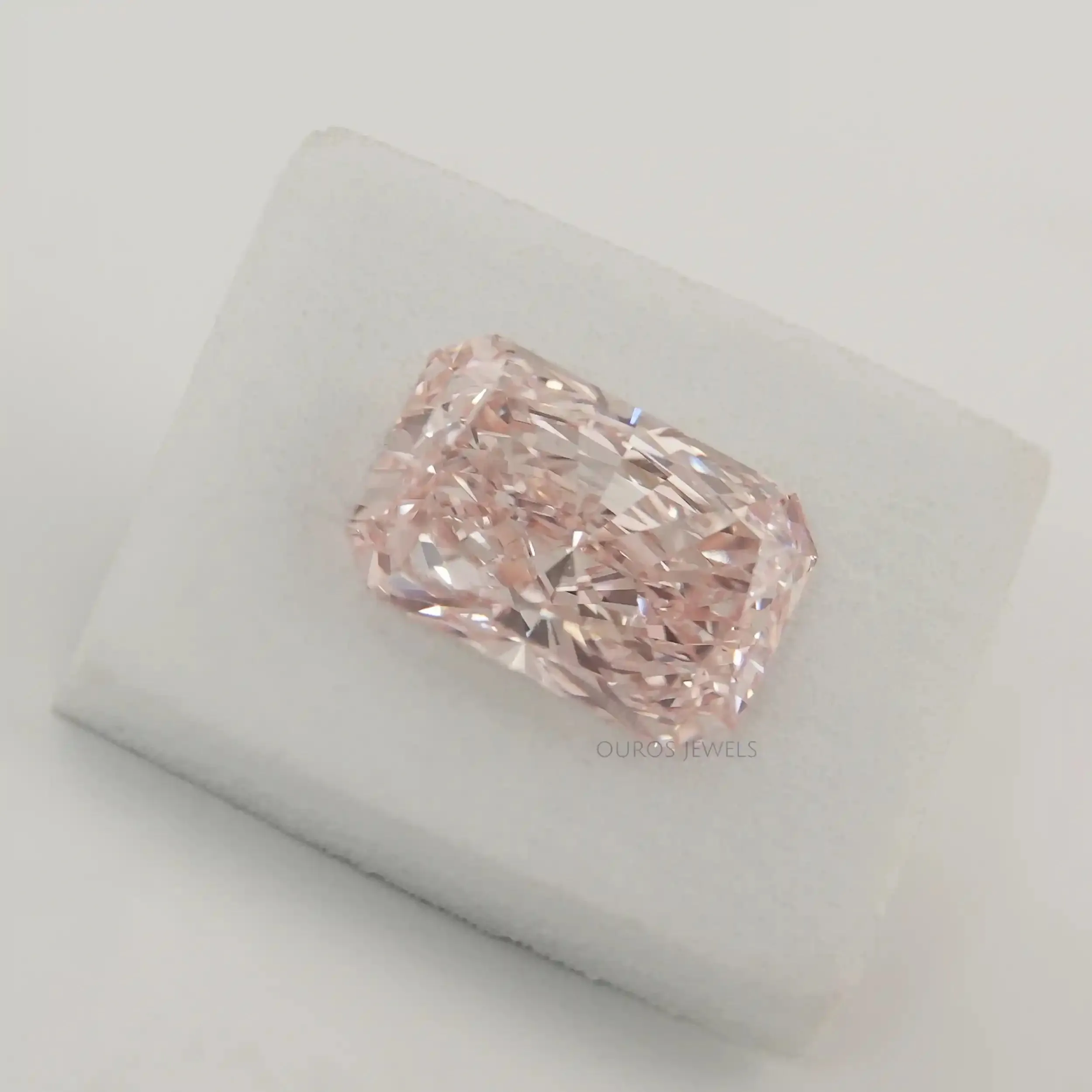 Fancy Vivid Pink Radiant Shape Lab Grown Diamond