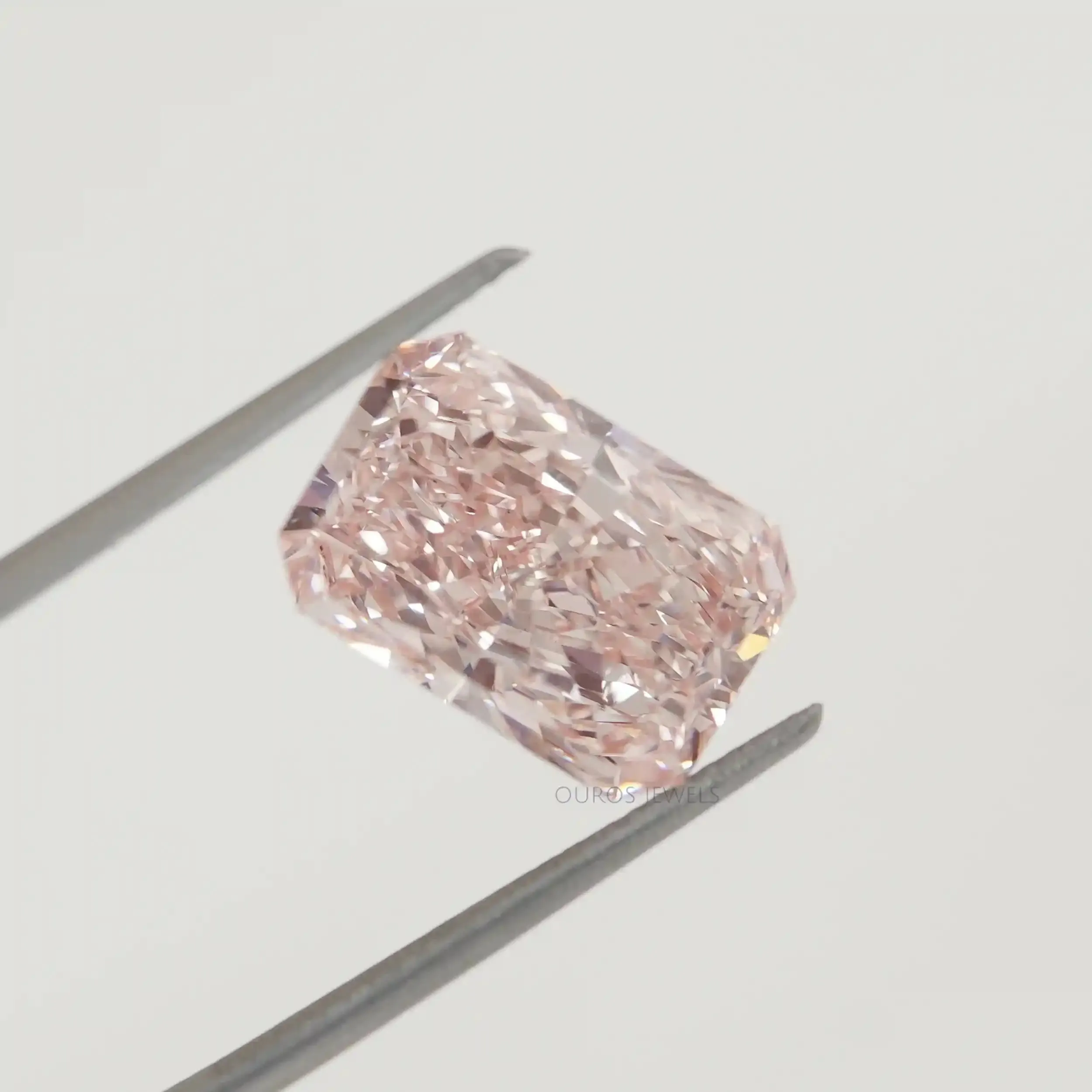 Fancy Vivid Pink Radiant Shape Lab Grown Diamond