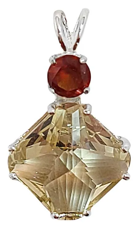 Golden Labradorite Small Magician Stone?  with Round Cut Hessonite Garnet